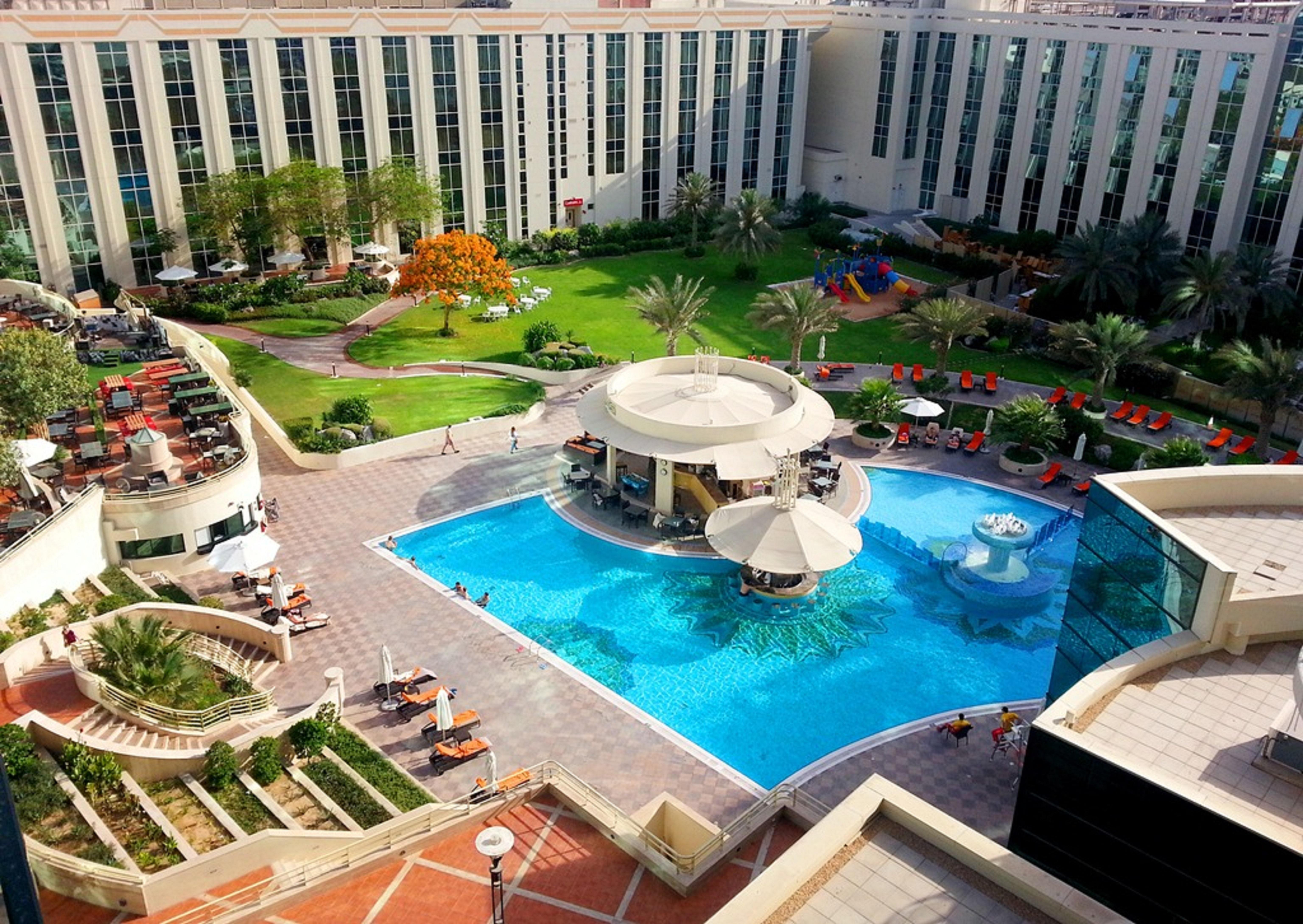 Millennium Airport Hotel Dubai Bagian luar foto
